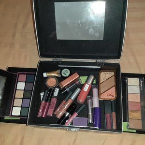 Makeup case
